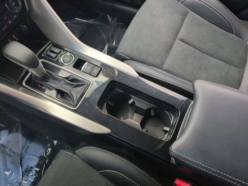 Used 2025 Mitsubishi Eclipse Cross SE AWD/4WD image 24