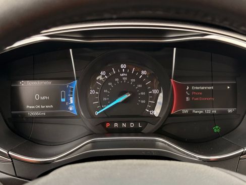 Used 2018 Ford Fusion SE w/ Equipment Group 602A FWD image 27