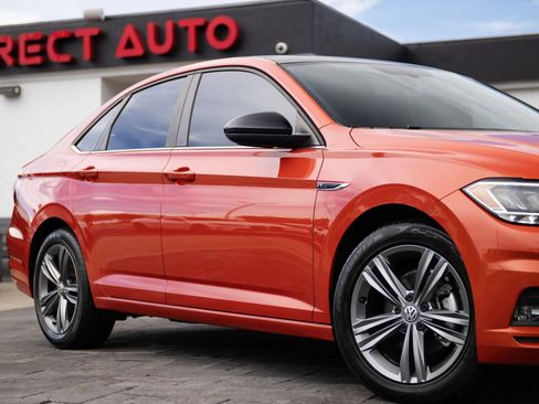 Used 2021 Volkswagen Jetta R-Line FWD image 2