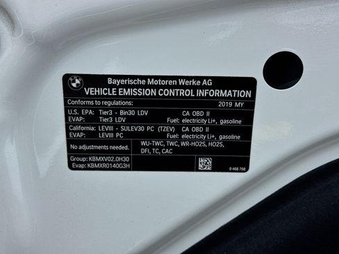 Used 2019 BMW 530e RWD image 21