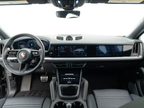 Certified 2026 Porsche Cayenne S image 30