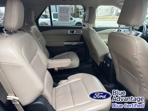 Certified 2022 Ford Explorer XLT w/ Equipment Group 202A image 36