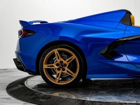 Used 2020 Chevrolet Corvette Stingray 3LT Z51 Performance P w/ 3LT Preferred Equipment Group image 23