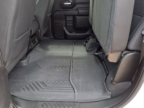 Used 2023 Chevrolet Silverado 2500 LT image 30