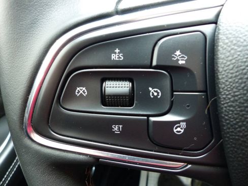 Used 2023 Buick Envision Avenir FWD image 25