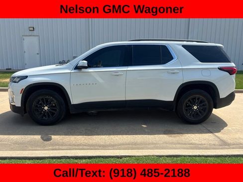Used 2022 Chevrolet Traverse LT FWD image 8