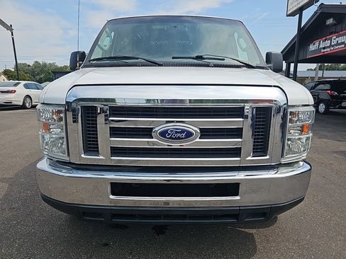 Used 2014 Ford E-250 and Econoline 250 w/ Power Group RWD image 9