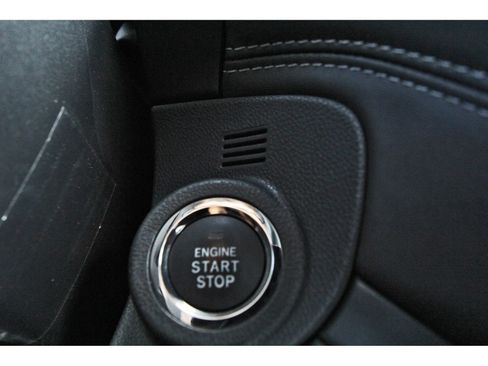 Certified 2025 Subaru Outback Touring AWD/4WD image 19