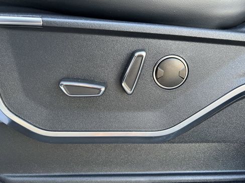 Used 2023 Ford F150 Raptor w/ Blue Interior Package image 22