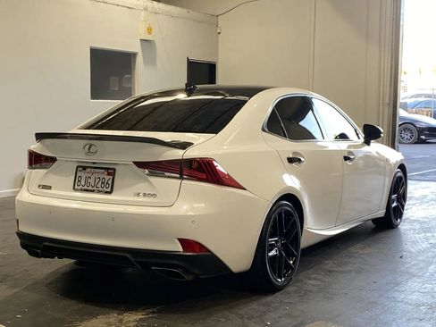 Used 2019 Lexus IS 300 F Sport w/ F Sport Package image 4