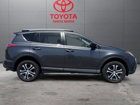 Used 2017 Toyota RAV4 LE w/ Cargo Management Package FWD image 21