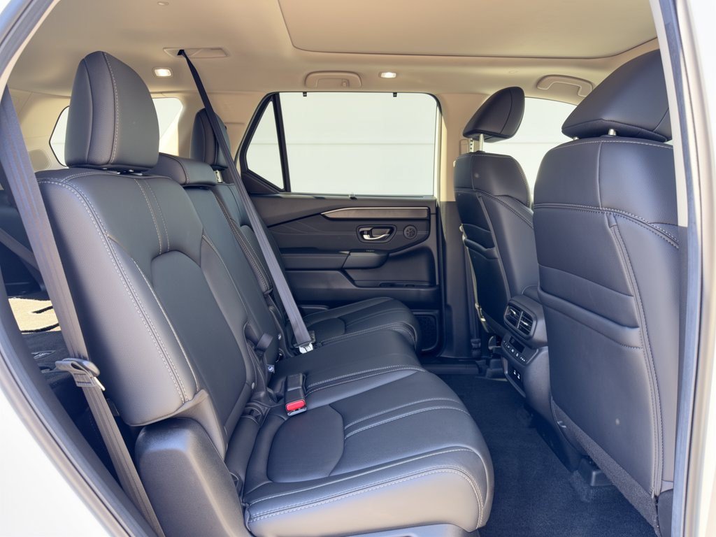 Used 2026 Honda Pilot Touring image 29