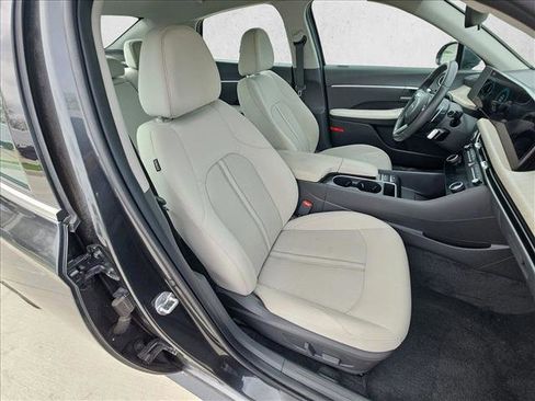 Used 2025 Hyundai Sonata SEL image 19