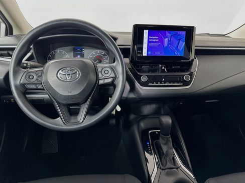 Used 2024 Toyota Corolla LE FWD image 22