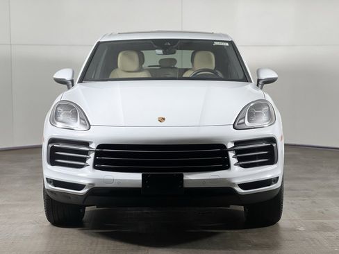 Certified 2023 Porsche Cayenne image 10