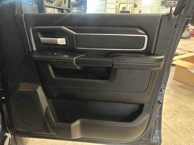 Certified 2025 RAM 2500 Big Horn AWD/4WD image 7