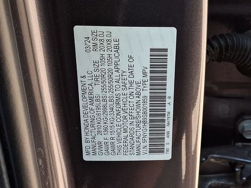Used 2025 Honda Pilot Elite image 32