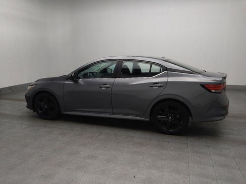 Used 2021 Nissan Sentra SR w/ Trunk Package FWD image 3
