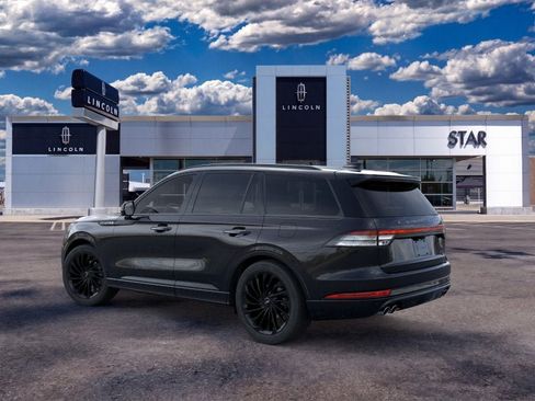 New 2026 Lincoln Aviator Reserve w/ Jet Appearance Package AWD/4WD image 4