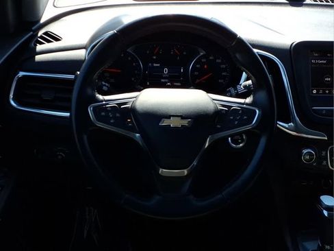 Used 2020 Chevrolet Equinox LT w/ Driver Convenience Package image 26