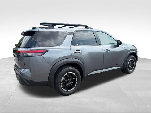 Used 2023 Nissan Pathfinder Rock Creek AWD/4WD image 5