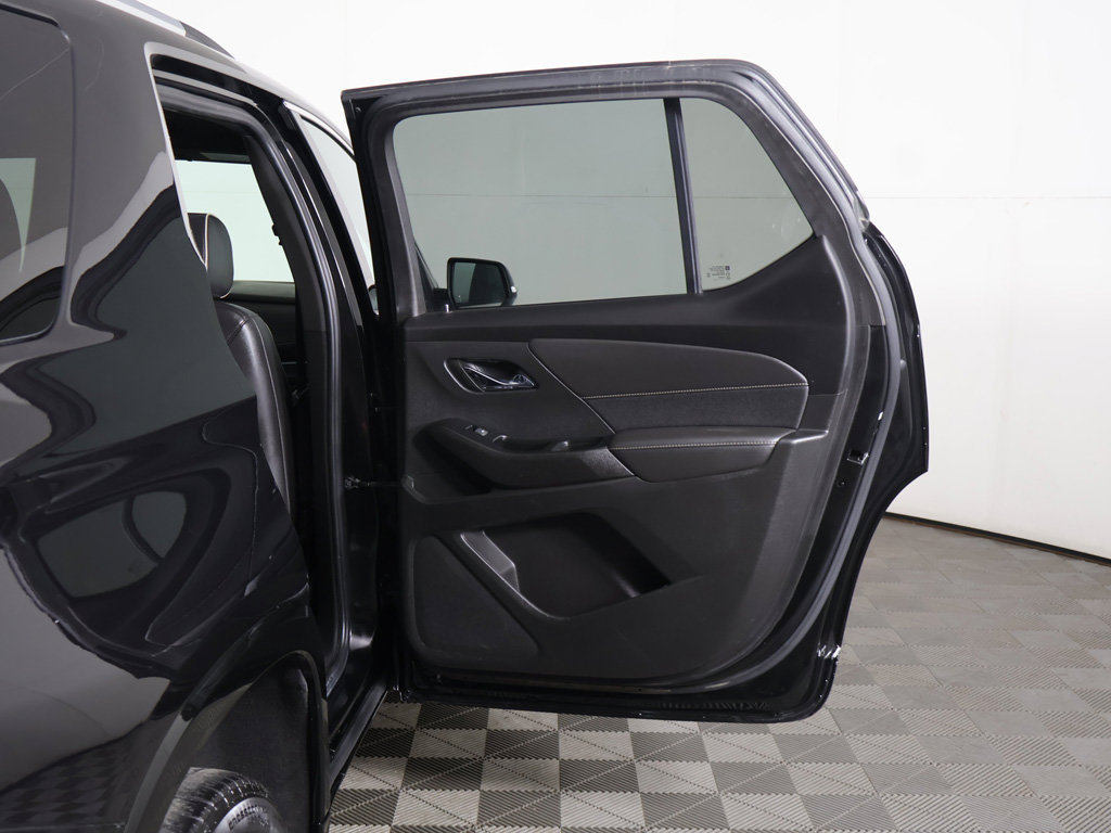 Used 2023 Chevrolet Traverse Premier AWD/4WD image 29