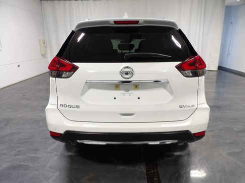 Used 2019 Nissan Rogue SV AWD/4WD image 6
