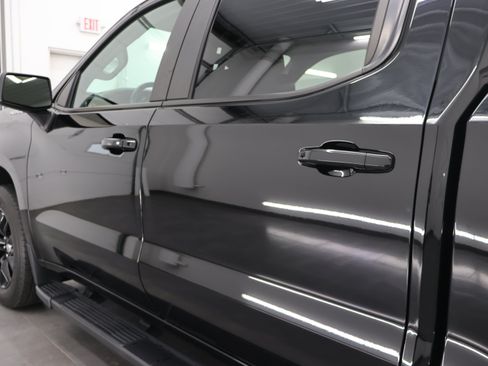Used 2022 Chevrolet Silverado 1500 RST w/ Convenience Package II AWD/4WD image 34
