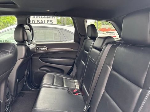 Used 2018 Jeep Grand Cherokee Limited AWD/4WD image 11