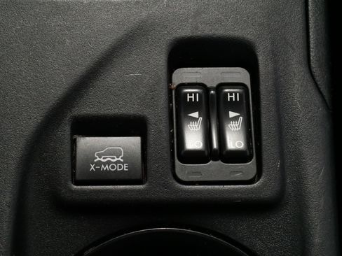 Used 2019 Subaru Crosstrek 2.0i Premium w/ Moonroof Package image 25