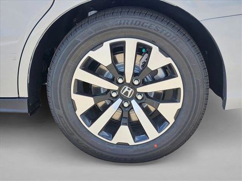 New 2026 Honda Odyssey EX-L image 10