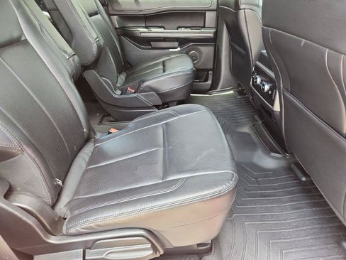 Used 2021 Ford Expedition XLT RWD image 26