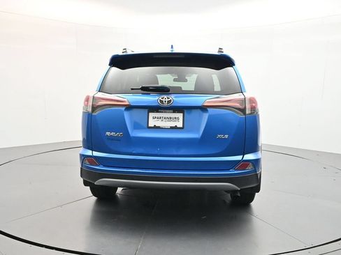 Used 2017 Toyota RAV4 XLE FWD image 6
