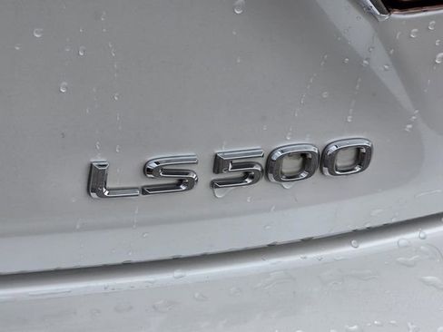 Used 2020 Lexus LS 500 w/ Interior Upgrade Package RWD image 32