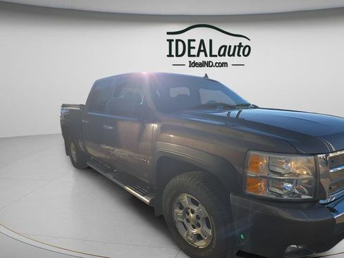 Used 2008 Chevrolet Silverado 1500 LT w/ Power Pack Plus image 4
