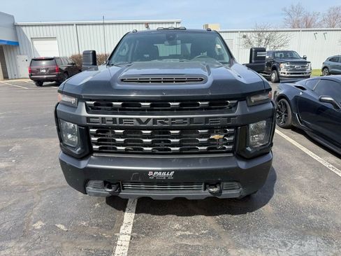 Used 2023 Chevrolet Silverado 2500 W/T image 3
