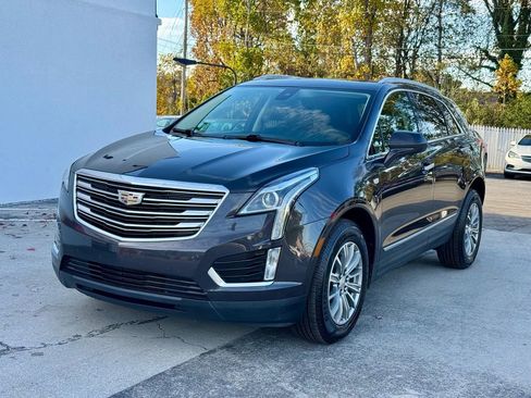 Used 2017 Cadillac XT5 Luxury w/ Driver Awareness Package image 4