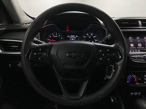 Used 2021 Chevrolet TrailBlazer LS image 17