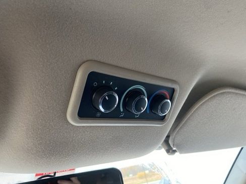 Used 2014 Chevrolet Express 3500 LS image 14