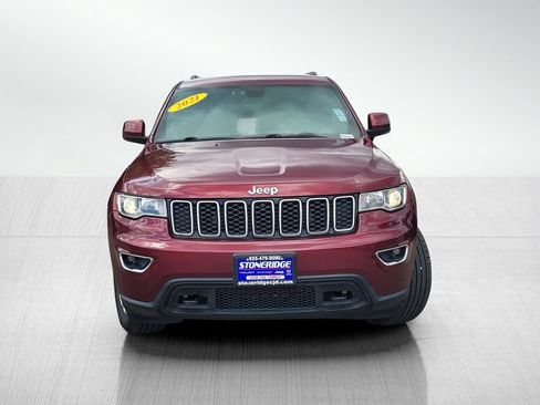 Used 2021 Jeep Grand Cherokee Laredo AWD/4WD image 2