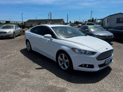Used 2016 Ford Fusion SE