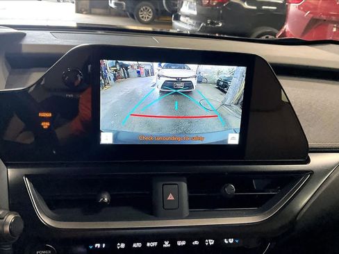 Used 2024 Lexus UX 250h AWD w/ Premium Package image 28