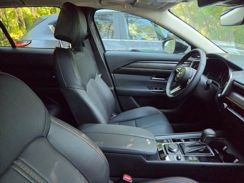 Used 2025 MAZDA CX-50 AWD 2.5 Hybrid w/ Weather Package image 8