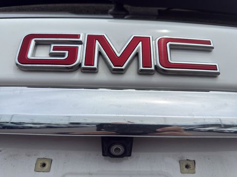 Used 2019 GMC Terrain SLT w/ Preferred Package FWD image 21