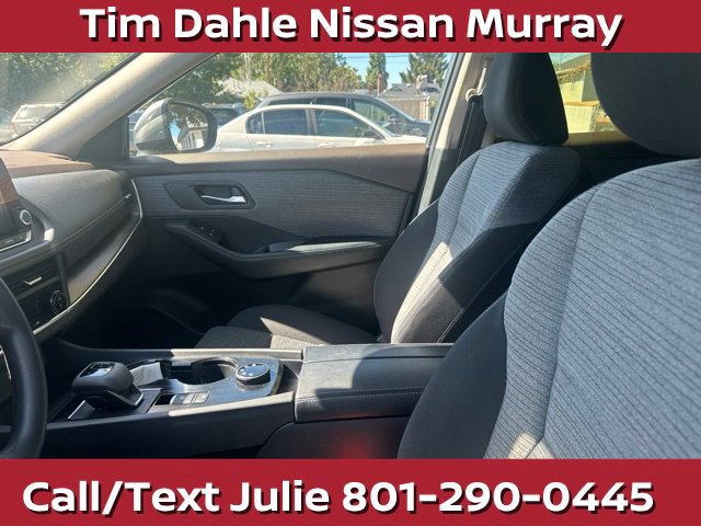 Used 2023 Nissan Rogue SV AWD/4WD image 25