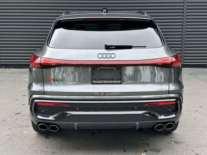 Used 2025 Audi SQ5 Prestige w/ Prestige Package