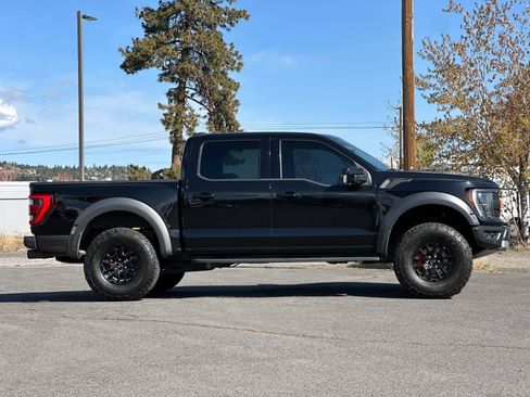 Used 2022 Ford F150 Raptor w/ Equipment Group 801A High AWD/4WD image 8