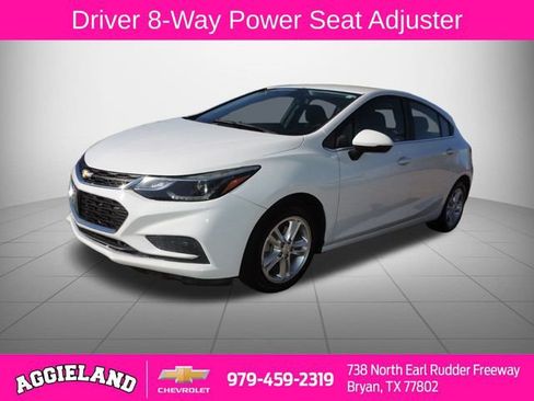Certified 2017 Chevrolet Cruze LT w/ Convenience Package image 8