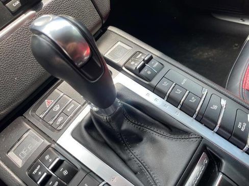 Used 2015 Porsche Macan S AWD/4WD image 37