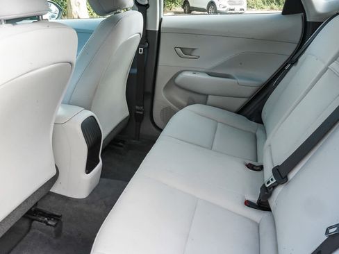 Used 2024 Hyundai Kona SE AWD/4WD image 17
